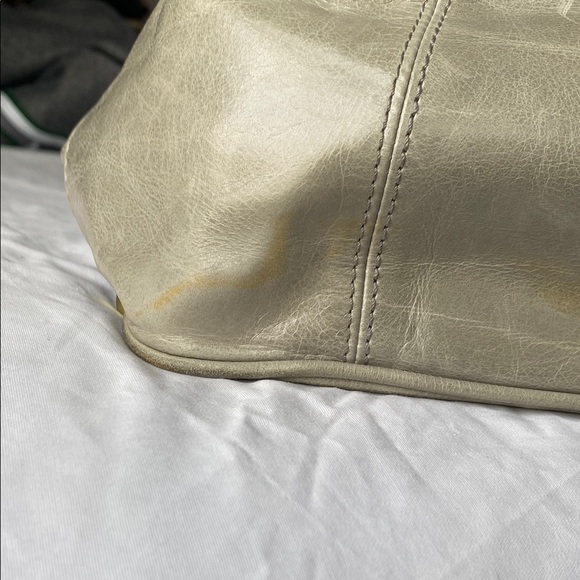 Coach Green Shoulder Bag with Chain Straps - Picture 13 of 16